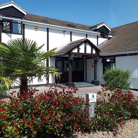 Middle House Bed & Breakfast โคเวนทรี ภายนอก รูปภาพ